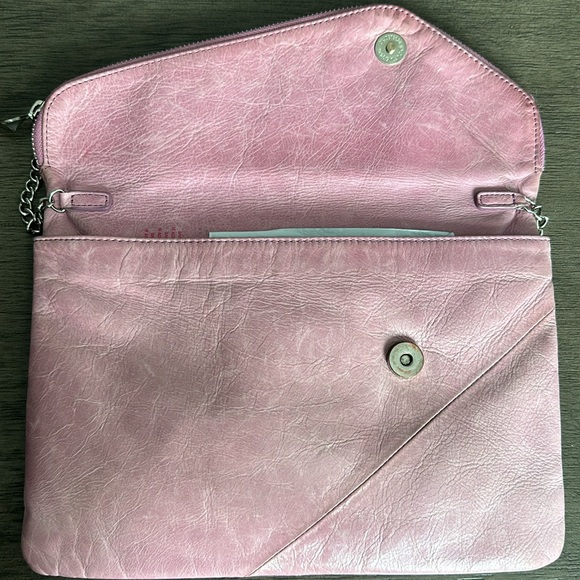 HOBO Shoulder Bag/clutch with metal chain - soft pink - Picture 10 of 10